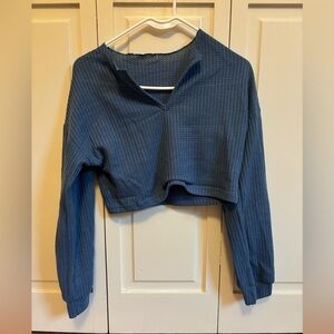 SHEIN cropped sweater size S(4). In condition I’d say it fits more like a XS